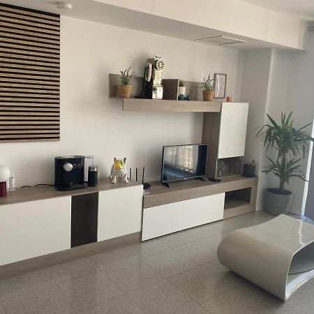 Acogedor Apartamento Valencia Exterior photo